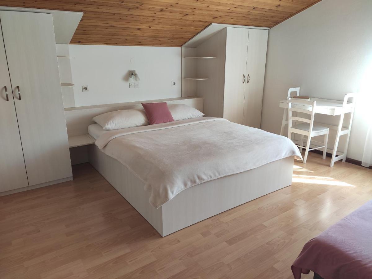Apartments Padovan 209 Раб Экстерьер фото